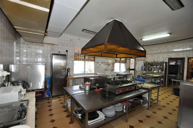 Local comercial 450m² en venta - Comunidad valenciana - foto 4