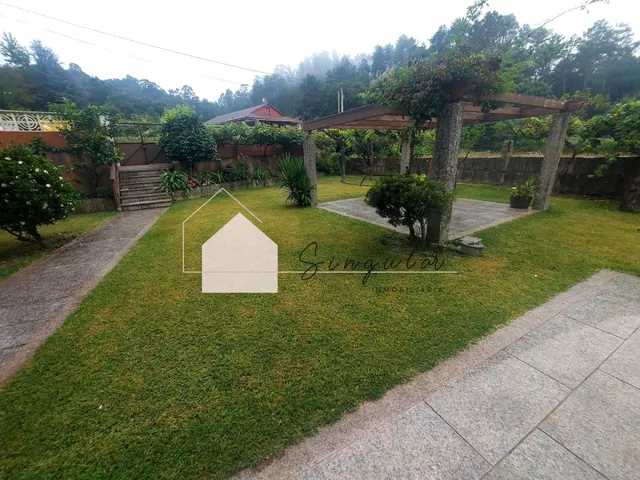 ALQUILER PLANTA BAJA CASA CON JARDÍN — 25