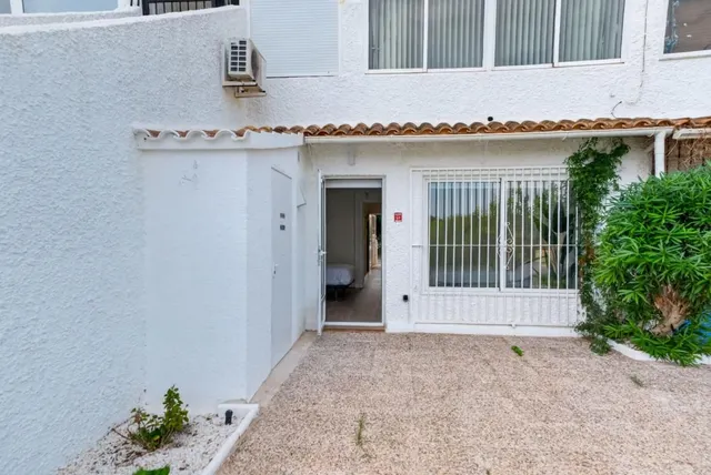 Bungalow 2 habitaciones 83m² en venta - Villamartín-Las Filipinas — 17