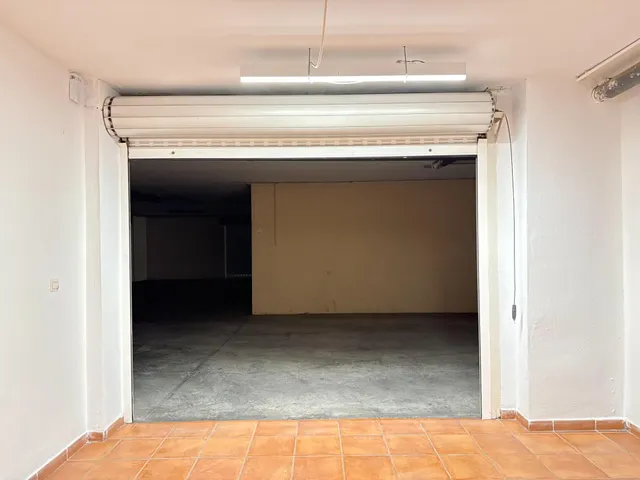 Bungalow con jardín privado, garaje y piscina comunitaria en Santa Pola — 32