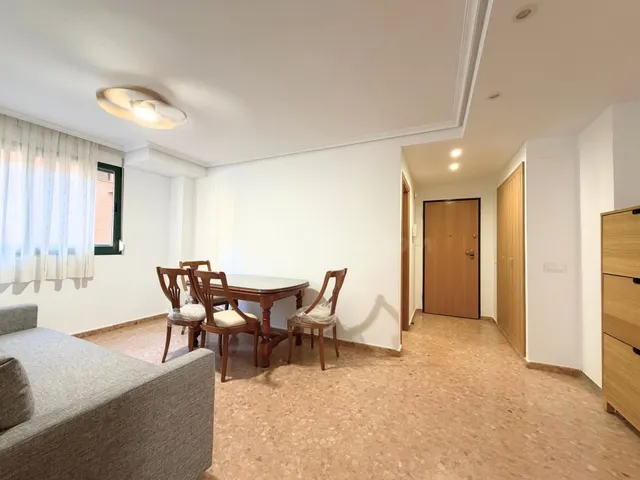 Alquiler de Piso 2 Dormitorios 2 Baños Piscina - foto 4