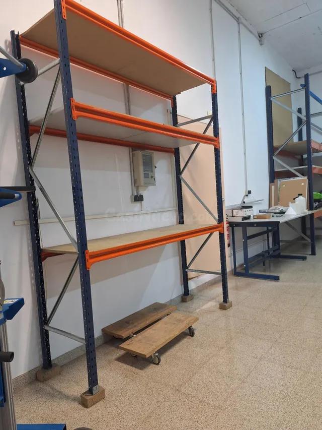 Amplio Local Comercial en Alquiler - Buztintxuri, Pamplona - foto 4