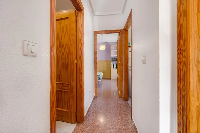 Exclusivo Apartamento en el Corazón de Torrevieja — 18