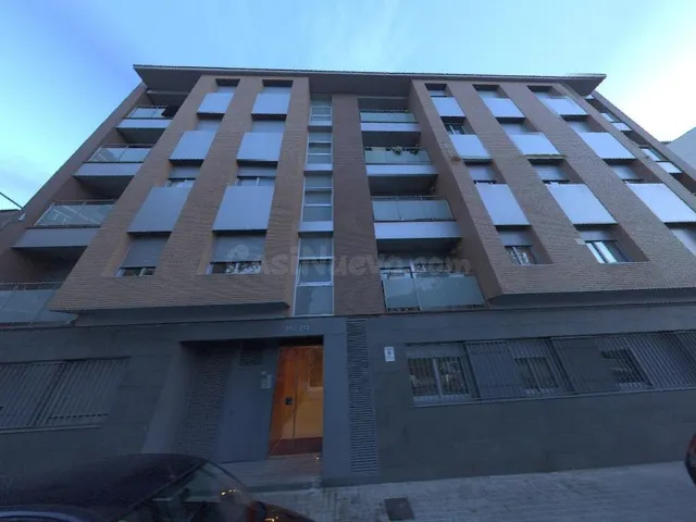 Se vende Piso OKUPADO en Calle Calle Cl Sant Ramon De Penyaf