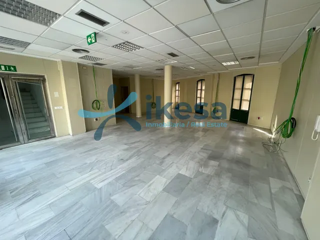 Venta de Edificio en San Juan de Aznalfarache (Venta Flash - Proceso de puja) — 25