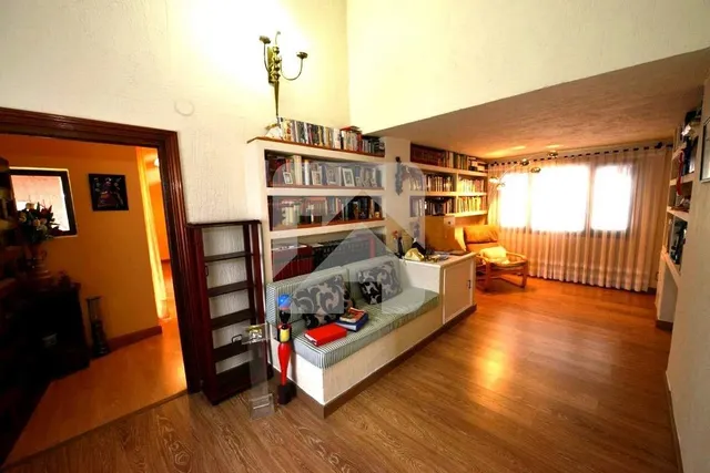Espectacular villa en urbanización vigilada — 12
