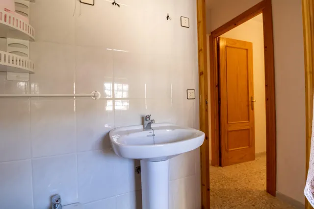 ENCANTADORA CASA EN VELEFIQUE — 19