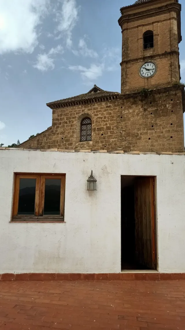 CASA CON GARAJE EN PURCHENA, ALMERÍA. — 19