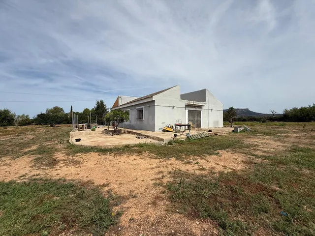 Encantadora Finca Rústica en Llucmajor con Vistas Despejadas - foto 3