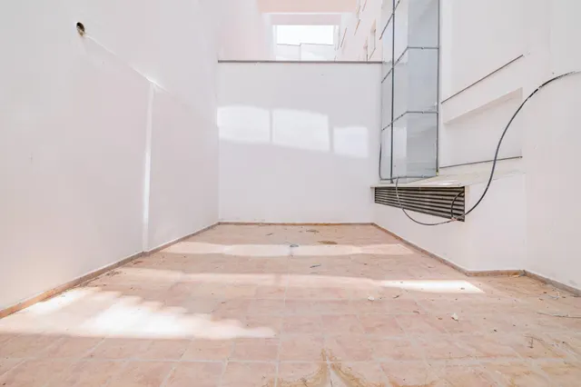 ¡Tu nuevo hogar en Cenes de la Vega te espera! ✨ — 28