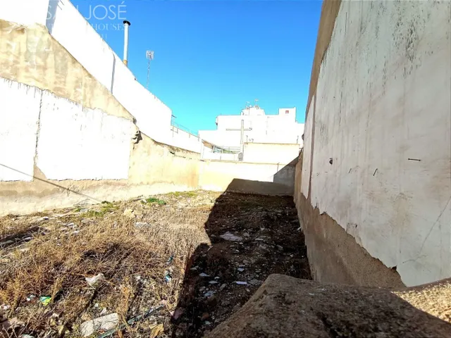 VENTA DE SOLAR EN TORRELLANO (BAJO + 3 ALTURAS) - foto 3