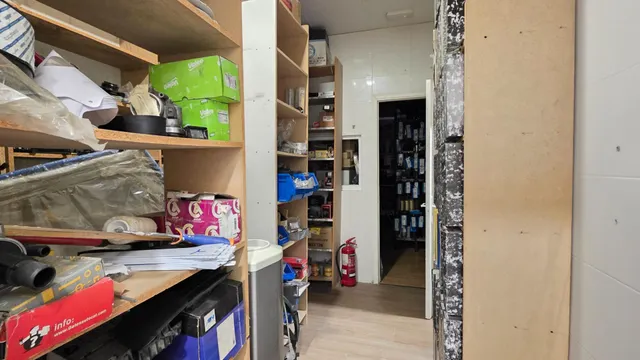 Local comercial en venta — 9