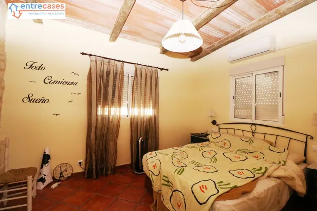 CASA INDEPENDIENTE EN EL CENTRO DE SAGUNTO — 27