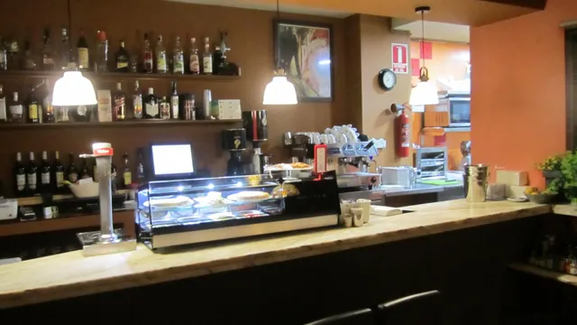 En traspaso Cafetería-Restaurante céntrico en Quart de Poblet — 3