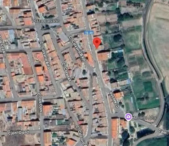 EN VENTA EDIFICIO EN MONREAL DEL CAMPO - foto 5
