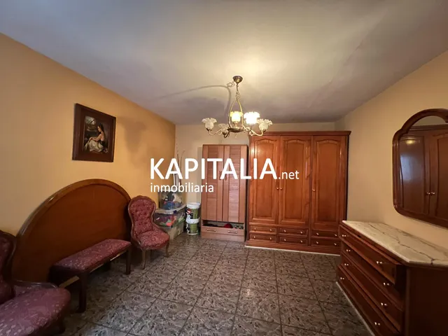 Estupenda casa a la venta en Ontinyent , zona San Antonio en Exclusiva . — 14