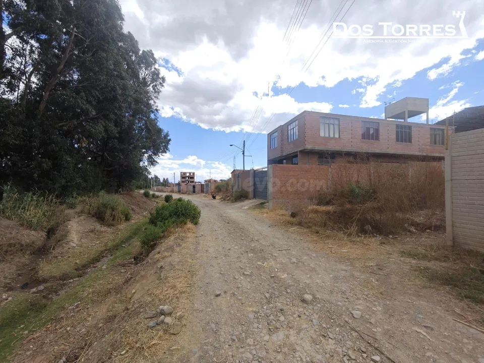 Terreno urbano en venta - Huayllani