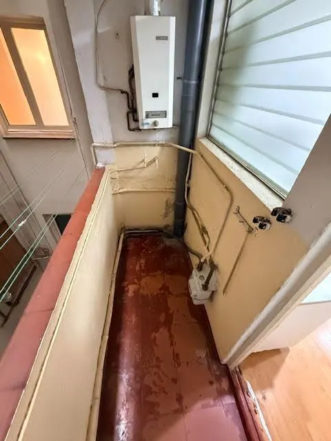 Luminoso piso totalmente exterior de 3 habitaciones con ascensor — 18