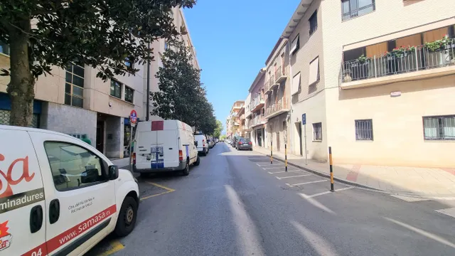 GRAN LOCAL DE 225 M2 EN ALQUILER — 14