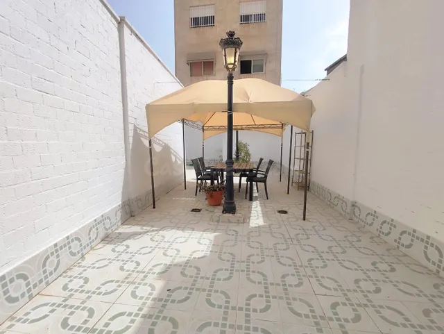 Se alquila piso en pleno centro, Amueblado – C/ del Carmen - foto 4
