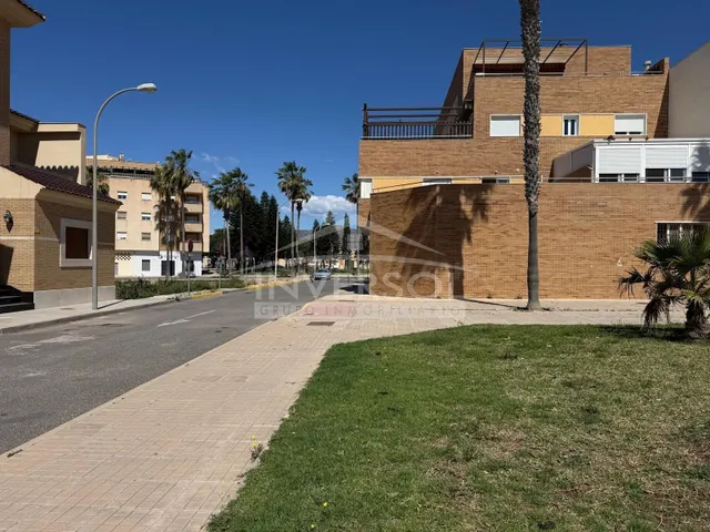 SOLAR EN EL CENTRO DE BALERMA - foto 4