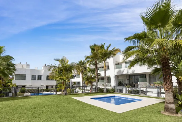 Adosado 4 habitaciones 250m² en alquiler - Marbella - foto 4
