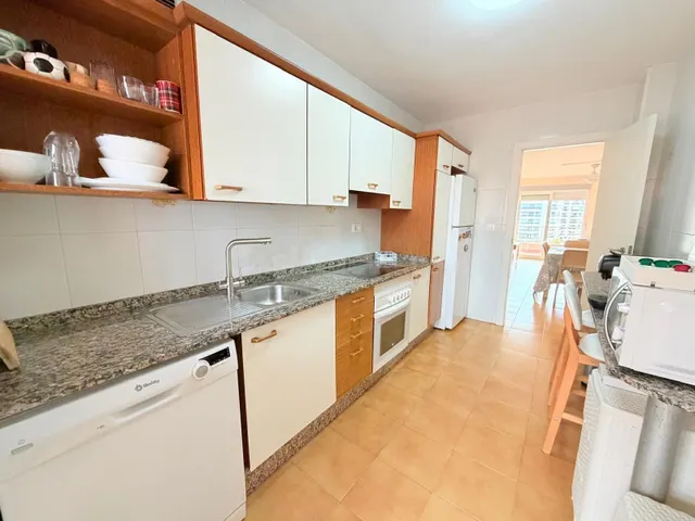 Precioso piso con vistas al mediterráneo en Edificio Zambra — 7