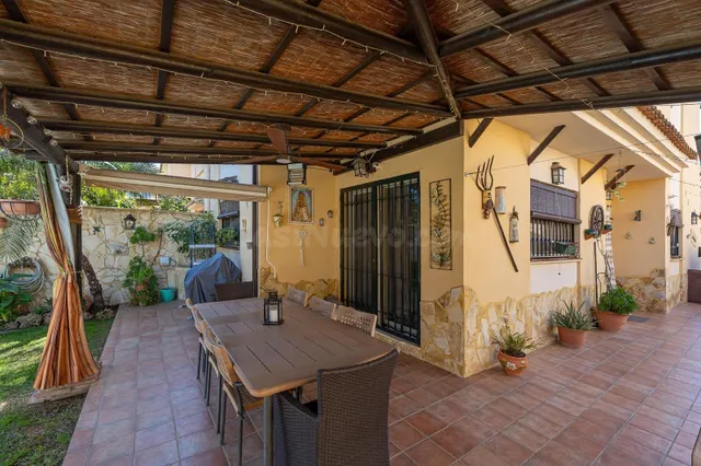 Pareado 6 habitaciones 270m² en venta - Pinos de Alhaurín - foto 4