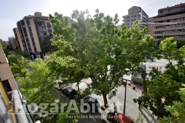 MAGNÍFICO PISO CON PISCINA, GARAJE Y TERRAZA EN BENIMACLET. — 43