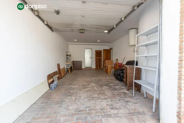 FANTÁSTICO TRÍPLEX EN CÁJAR: UNA VIVIENDA LLEVA DE AMPLITUD Y LUMINOSIDAD — 16