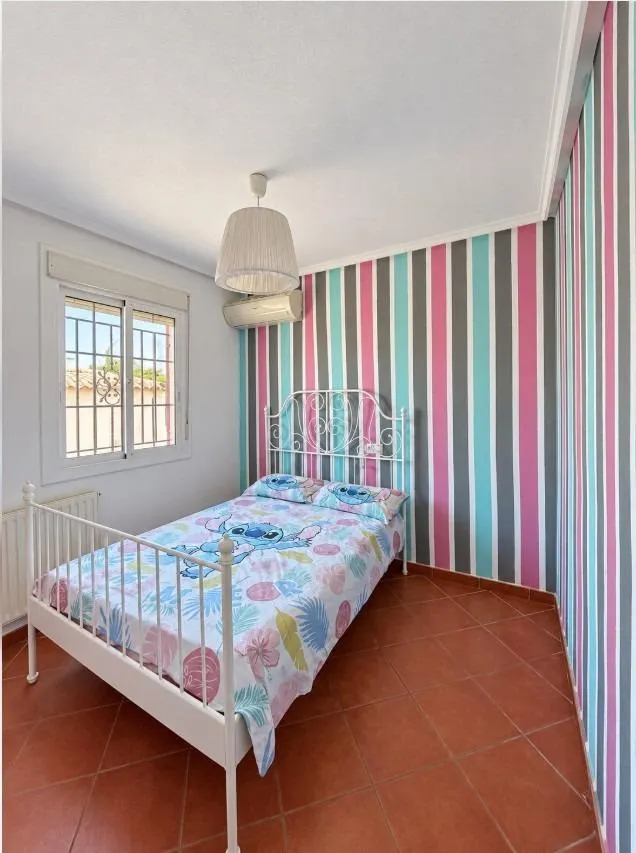 Precioso chalet con piscina propia en alquiler todo el año — 21