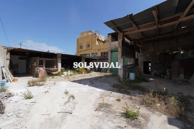 SOL8VIDAL VENDE CASA CON PARCELA — 44