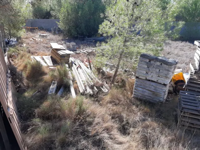 PARCELA URBANA EN URB LA PRESA DE MANISES — 18
