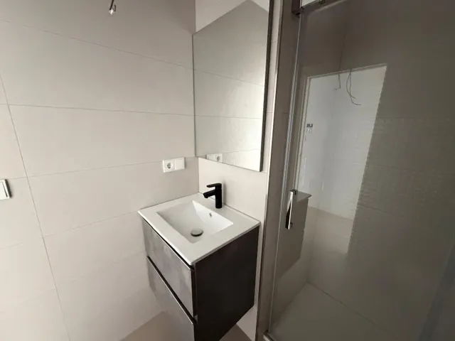 Piso con vista al Mar 300 m del mar. El residencial es el lugar perfecto para disfrutar de la vida frente al mar — 16