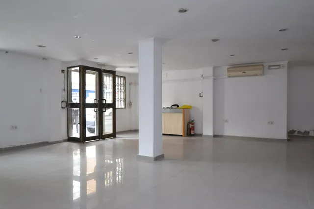 Local en venta en Hiconsa, Camas — 11