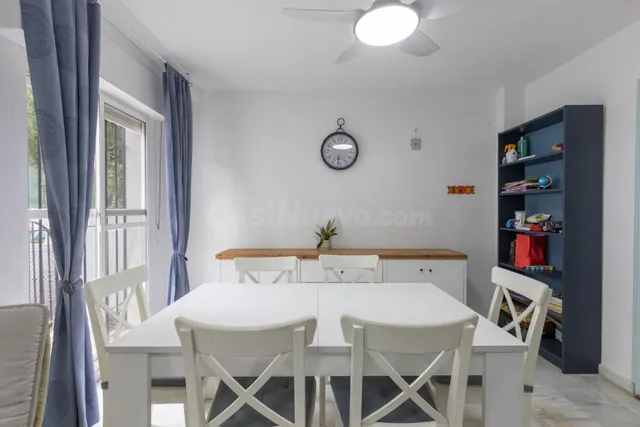 Casa independiente con piscina en La Zubia. — 5