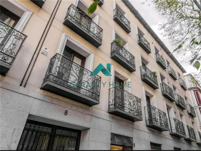 Piso de alquiler en Universidad - Malasaña - foto 2