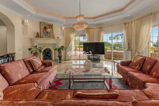 Chalet 4 habitaciones 571m² en venta - Marbella — 16
