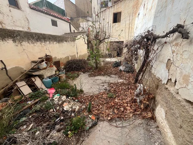 PISO CÉNTRICO DE CORREDERA  MUY AMPLIO. IDEAL PARA REFORMAR. TERRAZA ENORME — 16