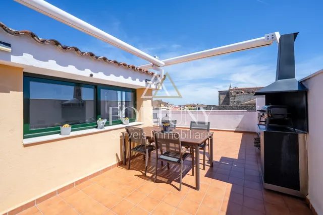 Ático duplex en venta en Calle Pont, La Selva del Camp. - foto 3