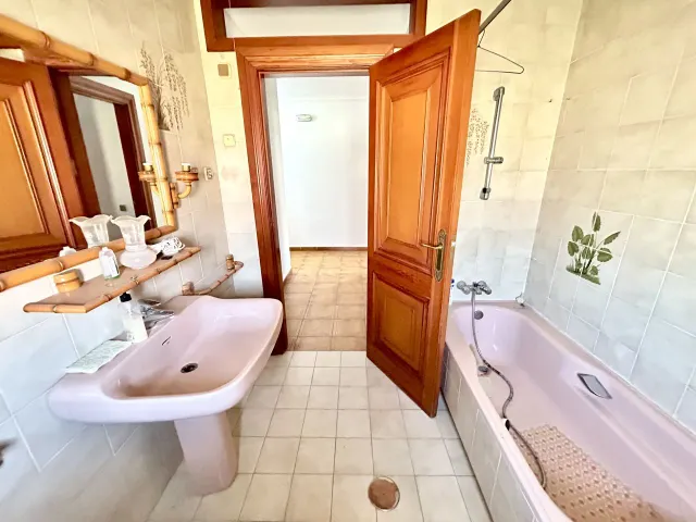 Villa 4 habitaciones 632m² en venta - Centro — 28