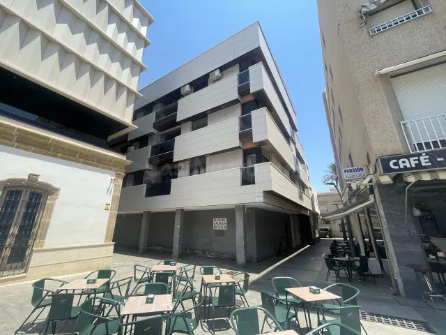 Venta piso en Roquetas de Mar (Almería) — 2