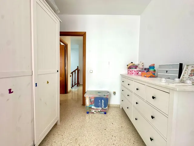 Amplio Dúplex Reformado en Los Molinos, Almería — 22