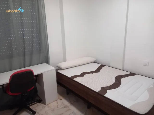 Piso en alquiler de 4 dormitorios para estudiantes, solo estudiantes — 17