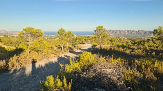 TERRENO RUSTICO EN ZONA LA NUCIA A 4 MINUTOS DE COLEGIO ELIA
