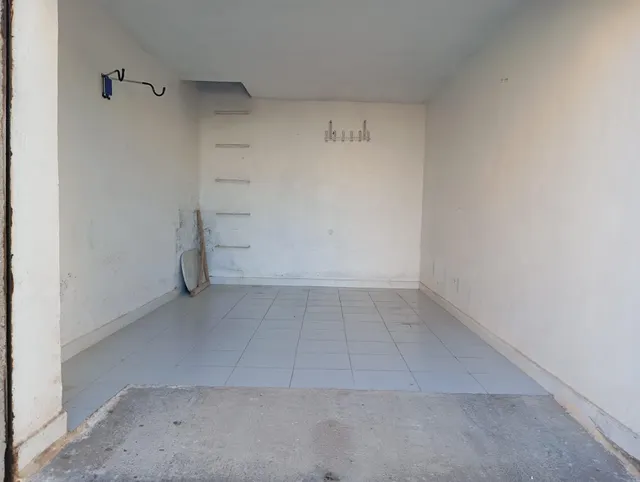 Oportunidad en el centro de El Algar (Cartagena): cochera con altillo — 3