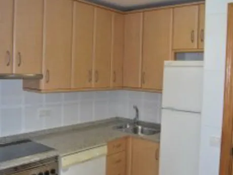 ¡Piso en Venta en Murcia centro cerca de la calle correos, Reformado, 2 habitaciones, 1 baño! — 3
