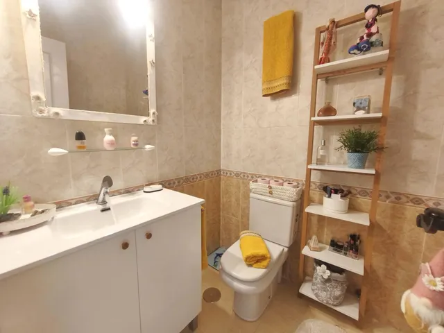 Vivienda amplia en perfecto estado en la zona alta de Gran Alacant, con piscina, parking y todos los servicios a pie — 24