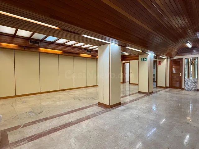 INMOBILIARIA ARBETETA ALQUILA LOCAL COMERCIAL EN CALLE LA CA - foto 3