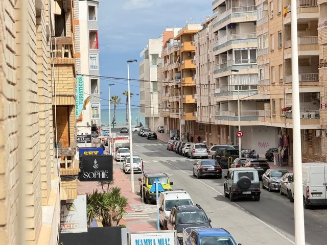 Apartamento 4 habitaciones 107m² en venta - Estacion de autobuses — 32